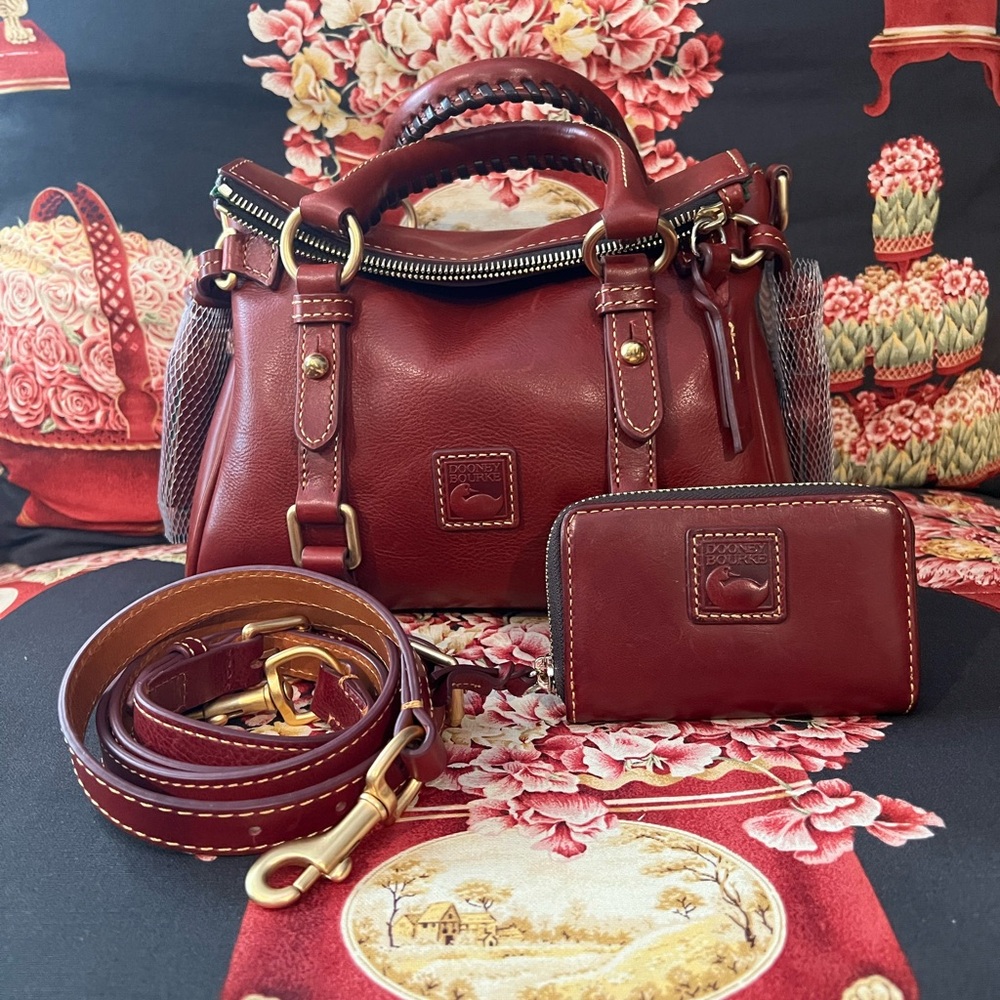 🌹Dooney & Bourke Florentine Micro Satchel & LG CC wallet